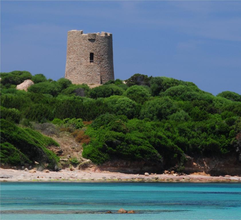 Sardinia Beach Apartments Aglientu Bagian luar foto