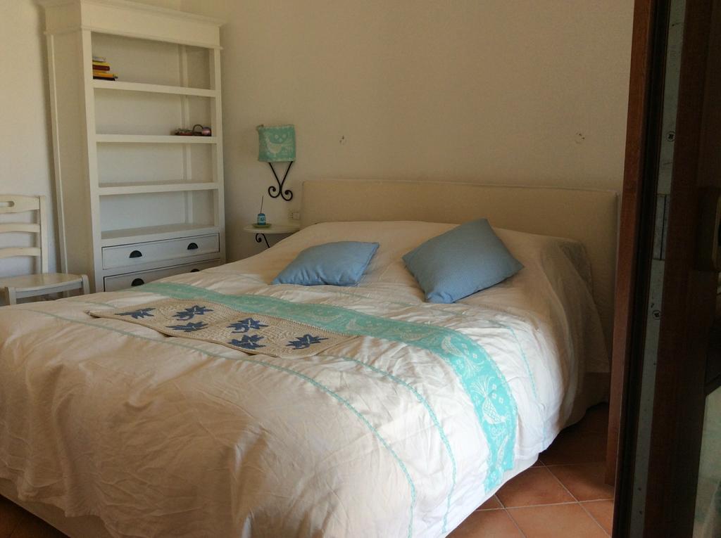 Sardinia Beach Apartments Aglientu Bagian luar foto
